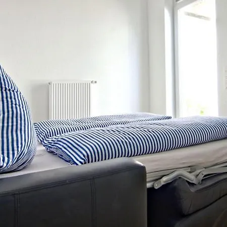 Dom wakacyjny Woogeelisa - Ehrwuerdige Dorfvilla In Strandnaehe