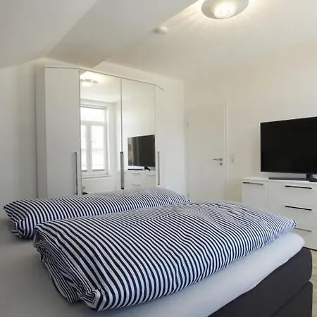 Woogeelisa - Ehrwuerdige Dorfvilla In Strandnaehe Dom wakacyjny *