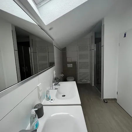 Woogeelisa - Ehrwuerdige Dorfvilla In Strandnaehe * Wangerooge