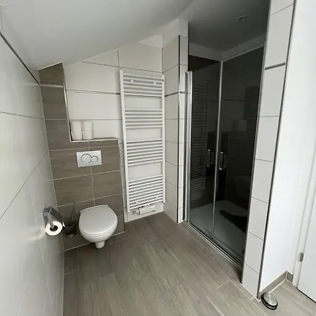 Ferienhaus Woogeelisa - Ehrwürdige Dorfvilla In Strandnähe *