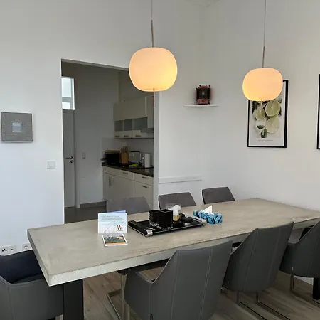Woogeelisa - Ehrwürdige Dorfvilla In Strandnähe * Wangerooge