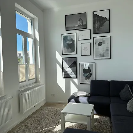 Woogeelisa - Ehrwürdige Dorfvilla In Strandnähe Сasa de vacaciones *