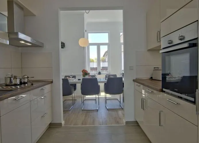 Woogeelisa - Ehrwuerdige Dorfvilla In Strandnaehe * Wangerooge