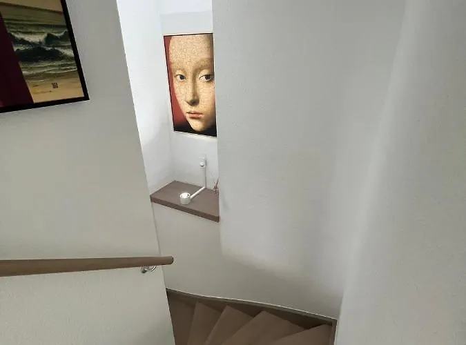 Woogeelisa - Ehrwuerdige Dorfvilla In Strandnaehe Nyaraló